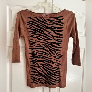 Michael Stars 3/4 length sleeve zebra-striped shirt